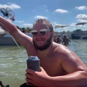 Meet your Posher, Dylan